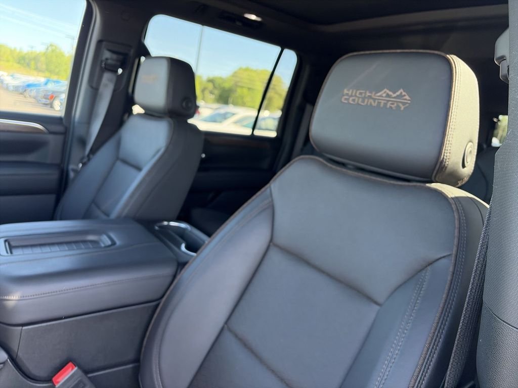 Used 2024 Gray Chevrolet High Country image 11