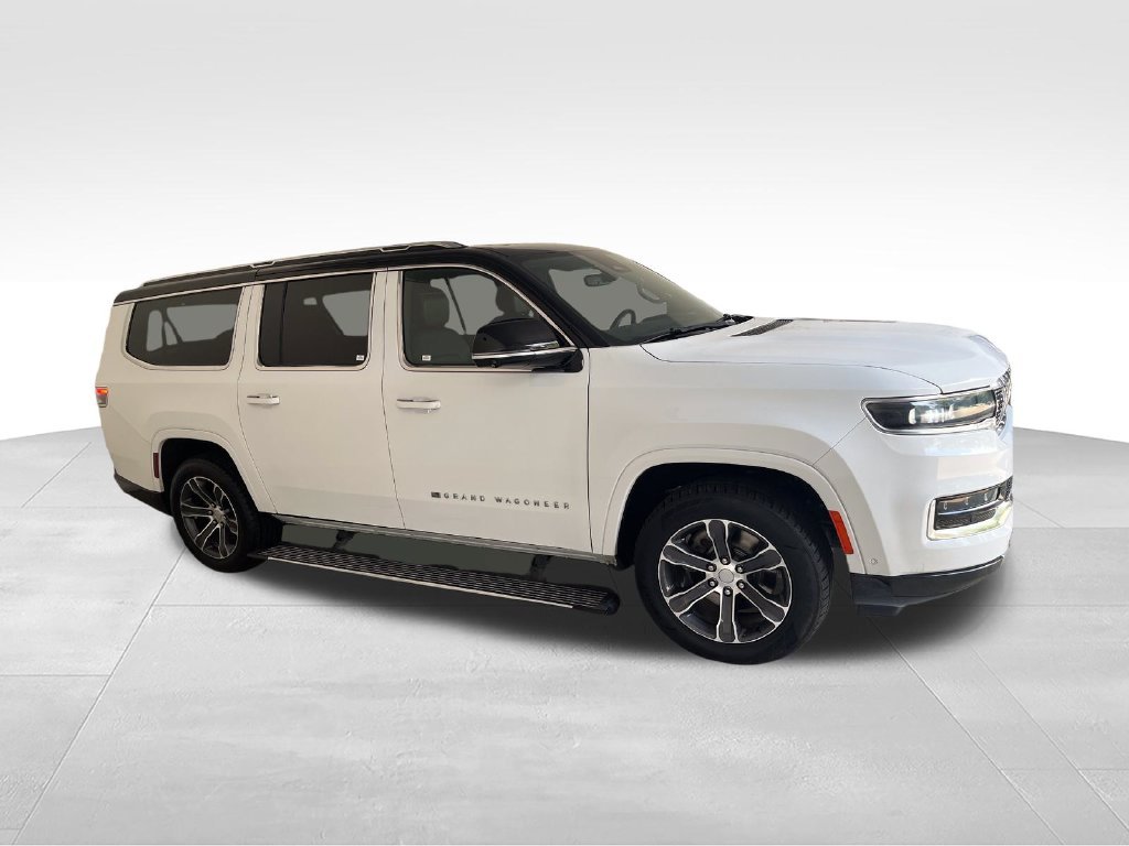 Used 2024 White Jeep Base image 6