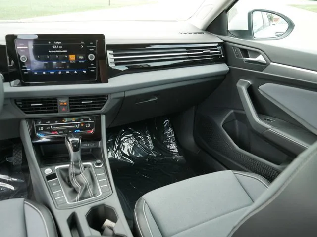 New 2026 White Volkswagen 1.5T SE image 8