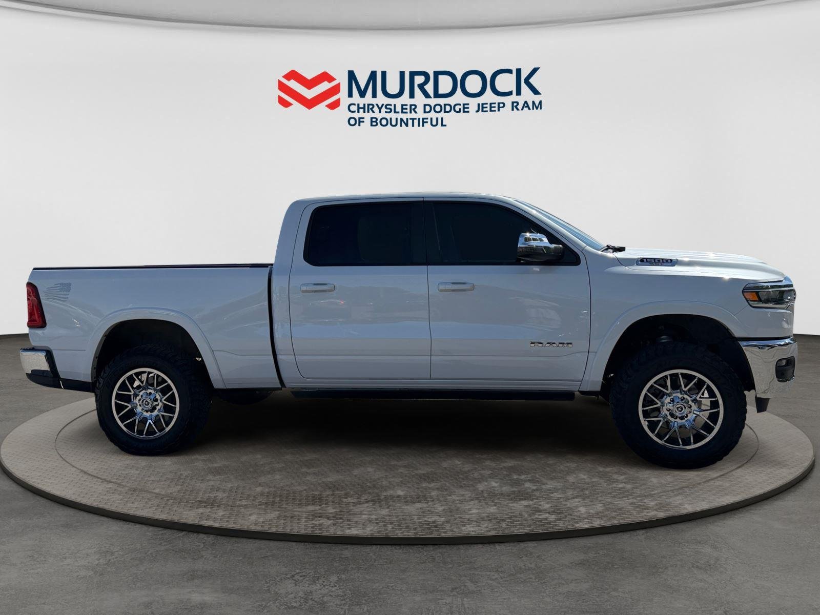 Used 2025 Ivory White Tri-Coat Pearlcoat Ram Laramie image 6