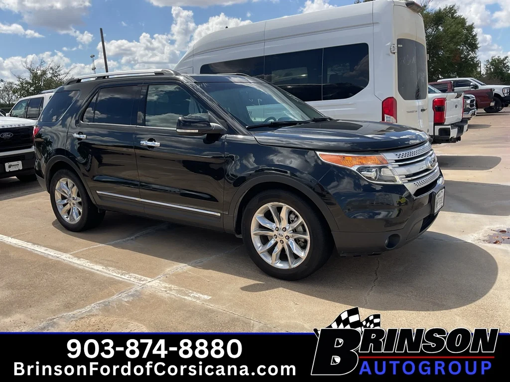 Used 2014 Tuxedo Black Metallic Ford XLT image 1