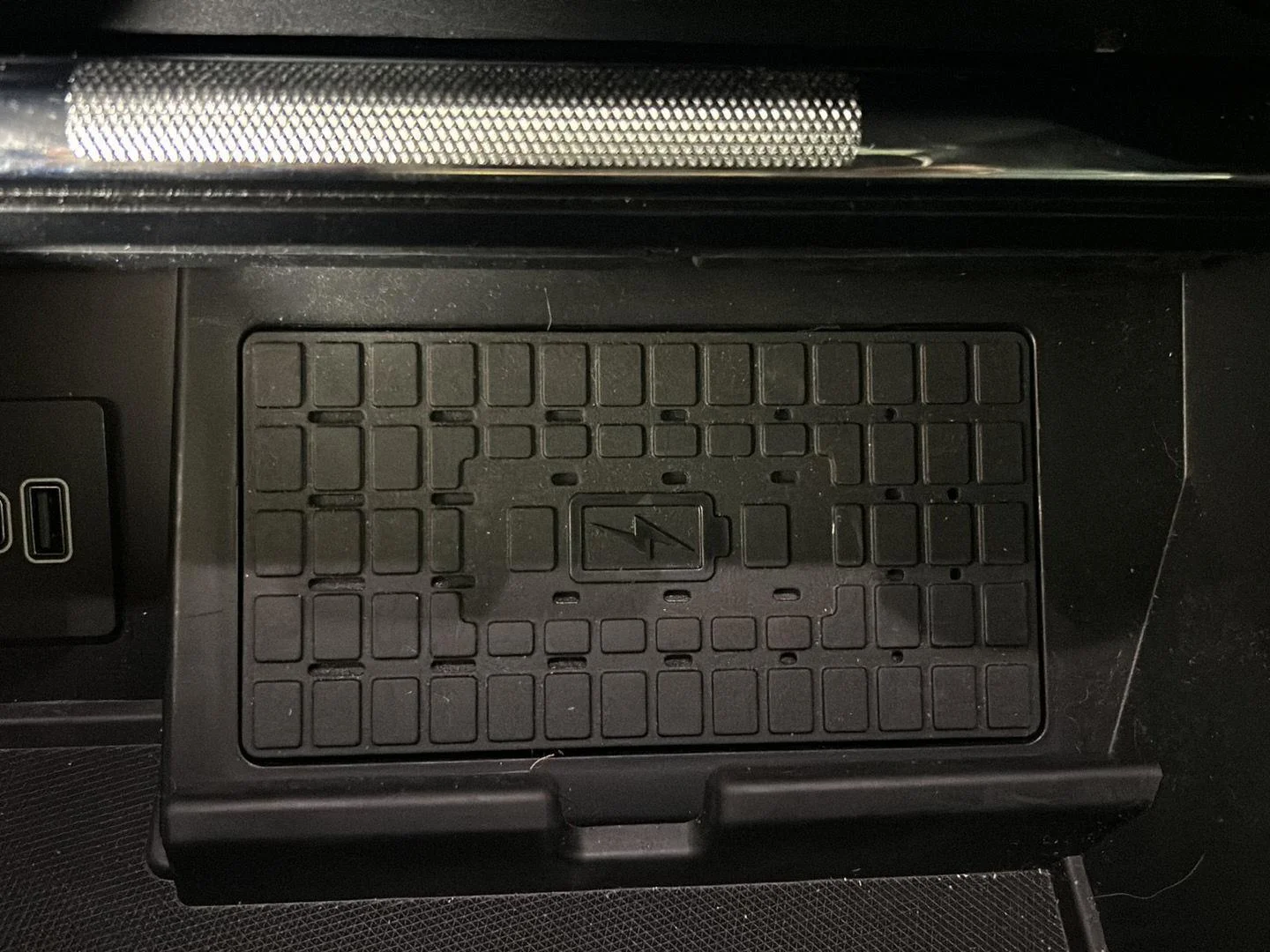 Used 2025 Carbonized Gray Ford Raptor image 33