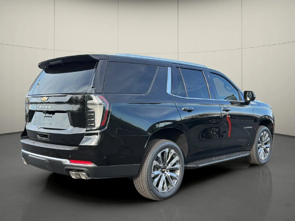New 2026 Black Chevrolet High Country image 7