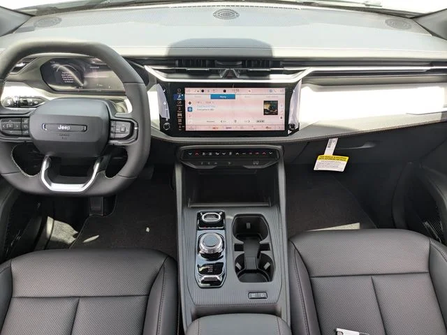 New 2026 Silver Zynith Clear-Coat Exterior Paint Jeep Limited image 14