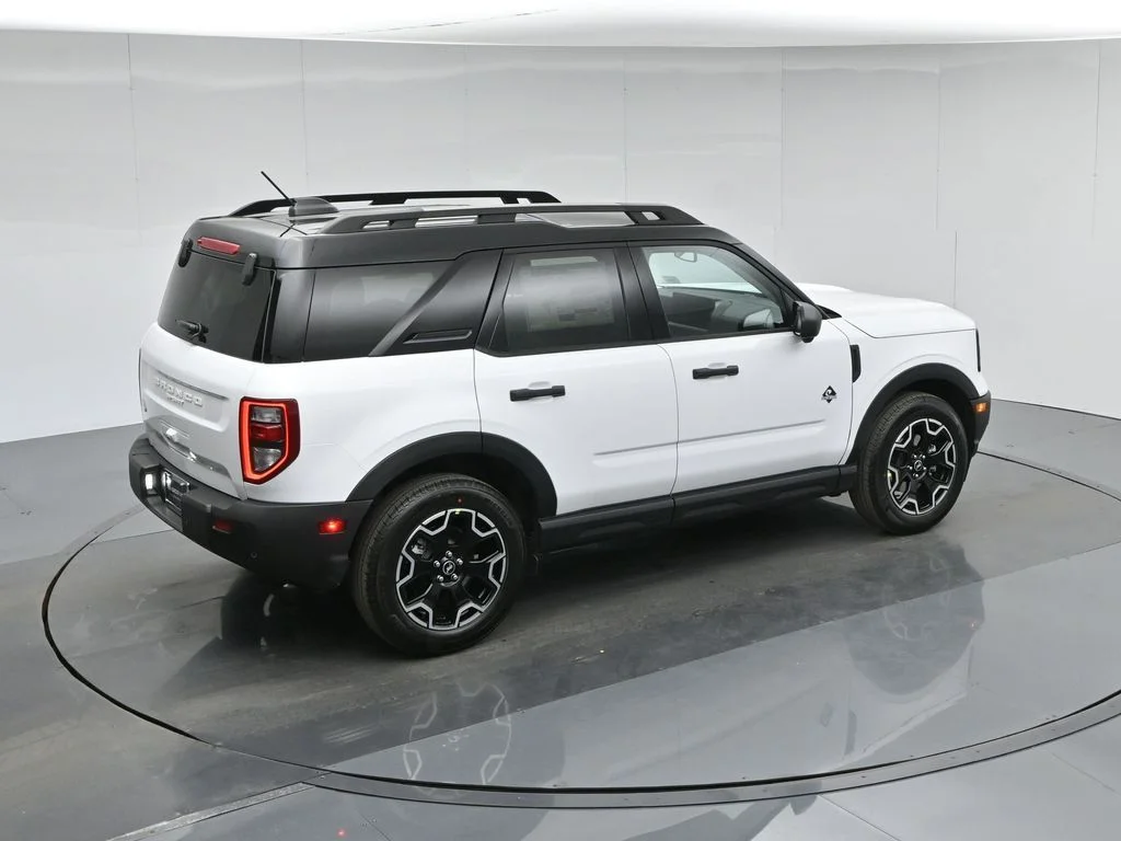 New 2026 Oxford White Ford Outer Banks image 45