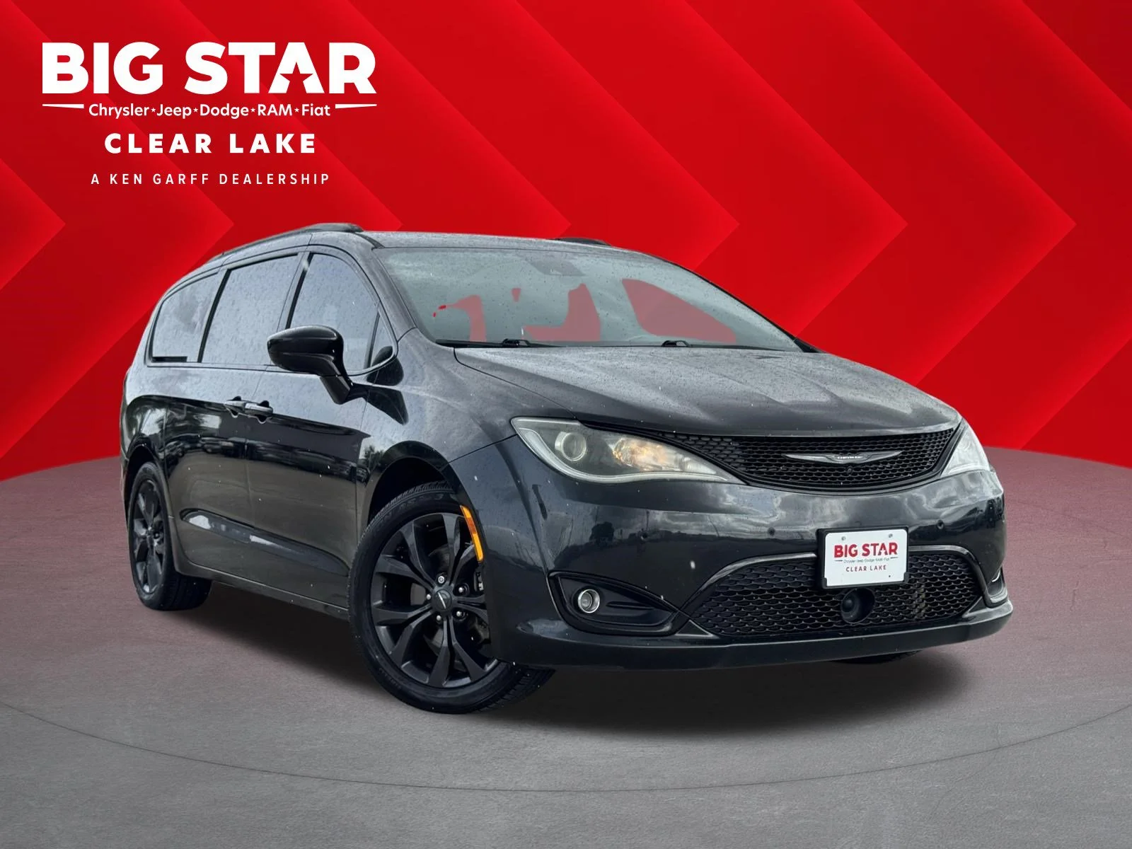 2019 Chrysler Pacifica Touring L Plus's photo