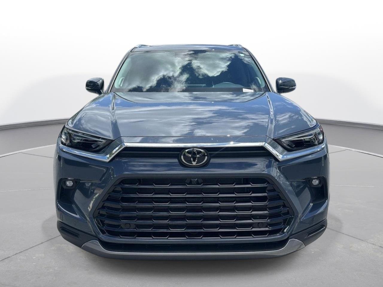 Used 2025 Storm Cloud Toyota Limited image 3