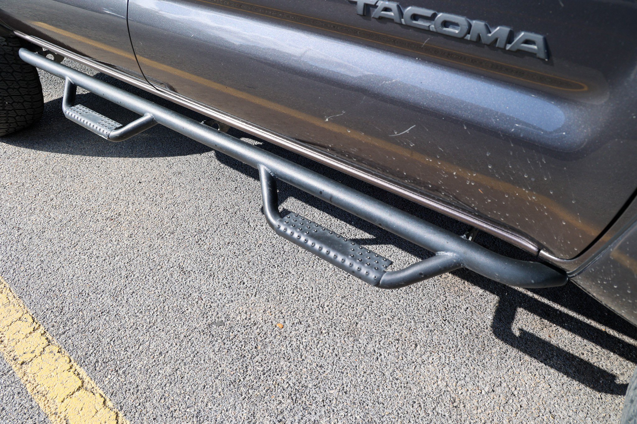 Used 2013 MAGNETIC GRAY MET Toyota DBL CAB 4WD V6 AT image 13