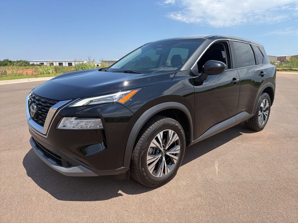2023 Nissan Rogue SV FWD's photo