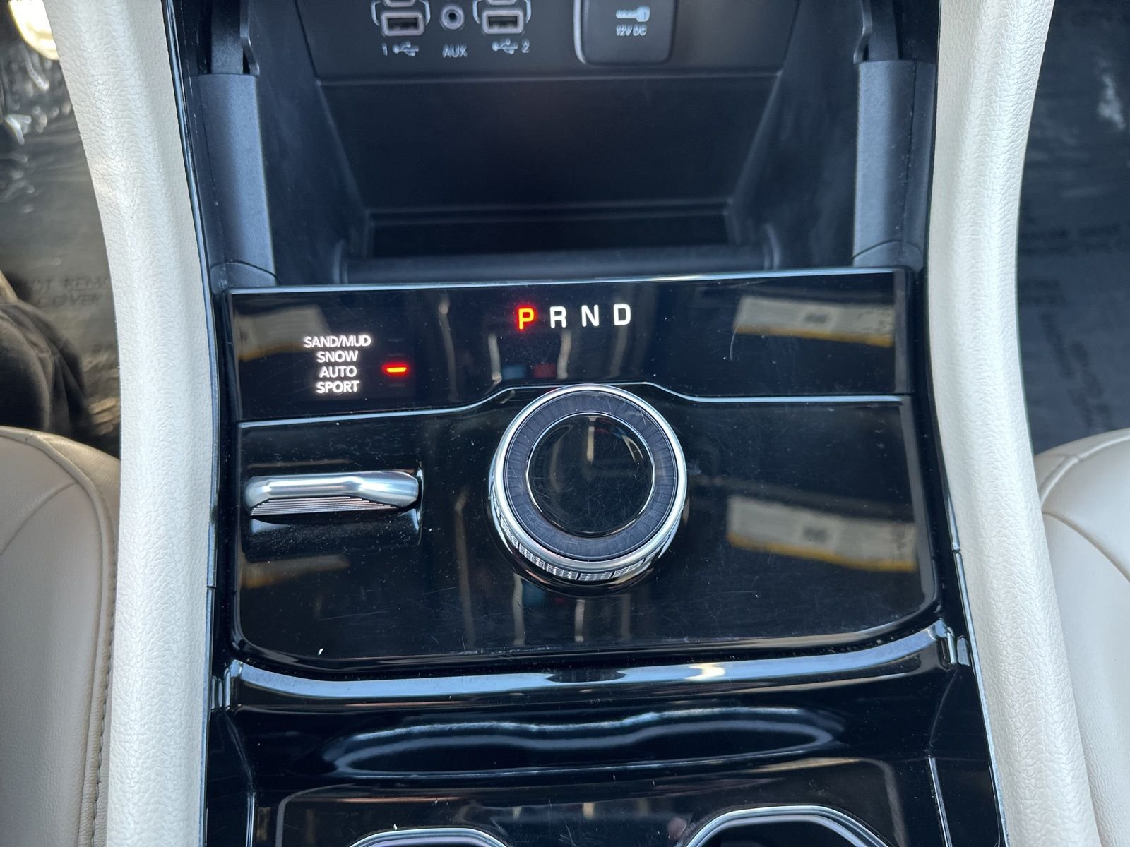 Used 2023 Silver Jeep Limited image 60