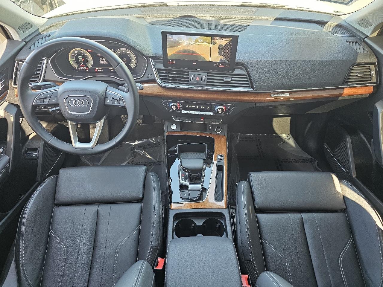 Used 2024 Glacier White Metallic Audi Premium Plus 55 TFSI e S line quattro S tronic image 4