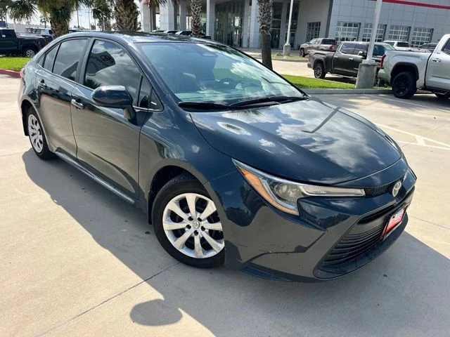 Used 2025  Toyota LE image 1