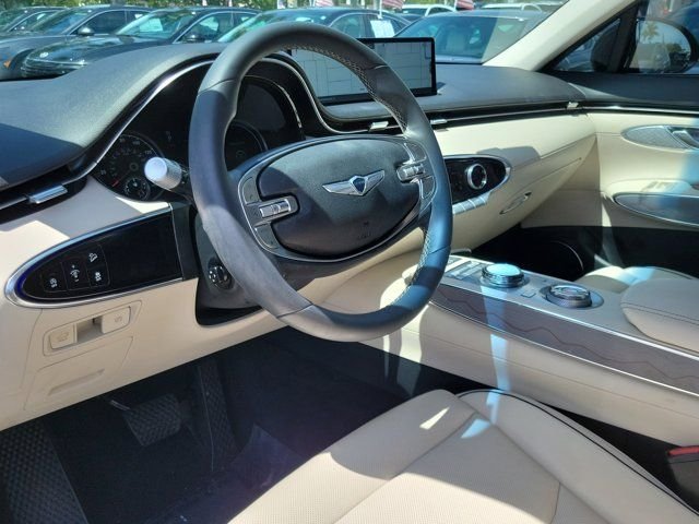 2024 GENESIS GV70 Standard - Photo 15