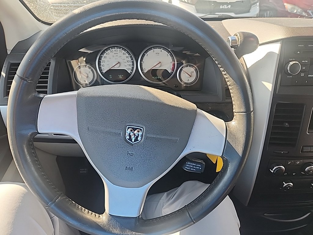 Used 2010 Stone White Dodge SXT image 21