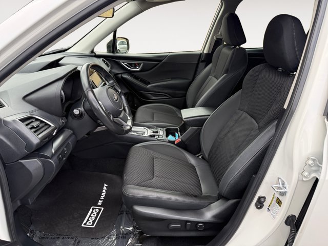 Certified Used 2023 Crystal White Pearl Subaru Premium image 10