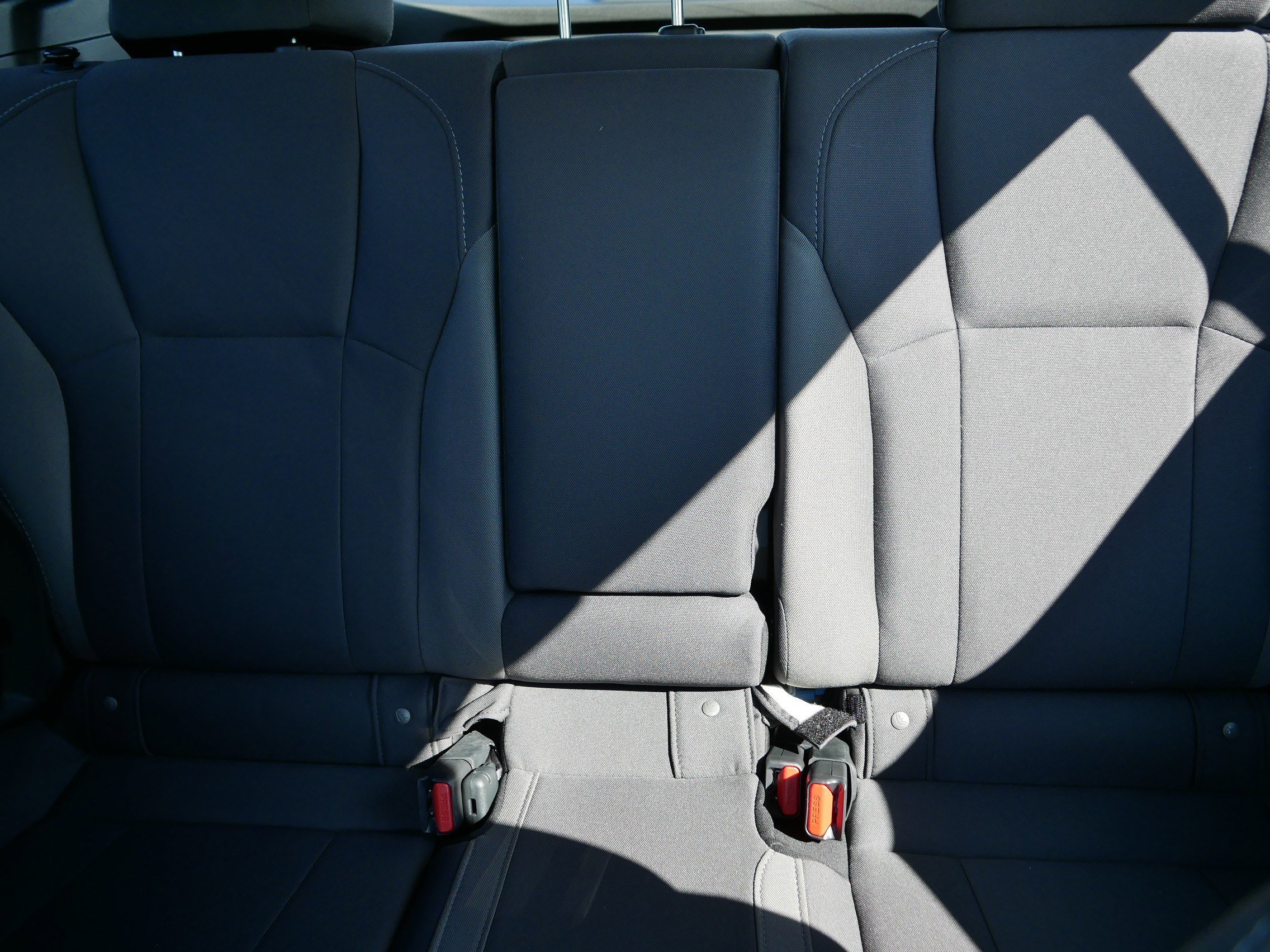 Used 2025 Magnetite Gray Metallic Subaru Premium image 13