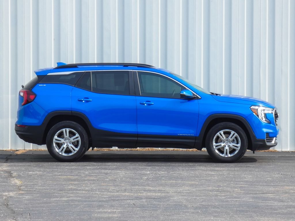 Used 2024 GMC Terrain SLE with VIN 3GKALTEG2RL294699 for sale in Kansas City