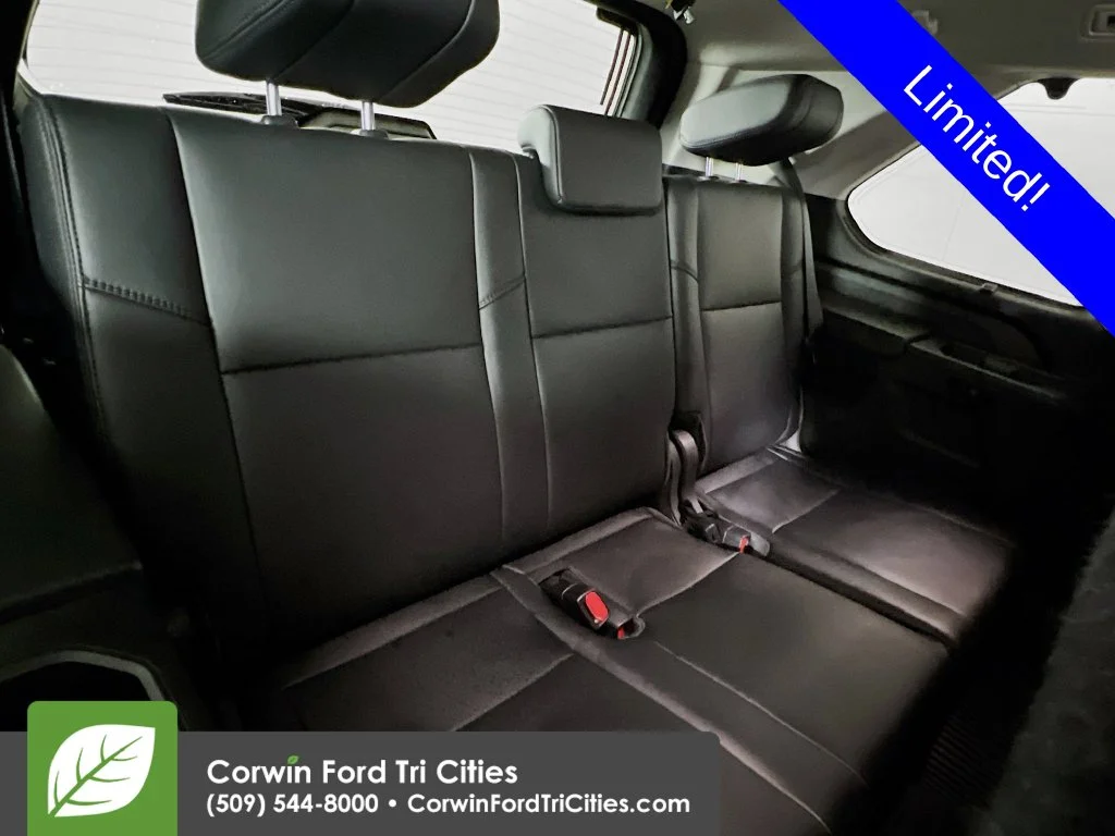 Used 2024 Pearl Toyota Limited image 17