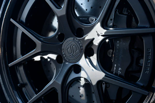 Used 2016  Lamborghini  image 18