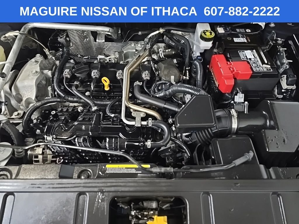 Used 2021 Gray Nissan SL image 13