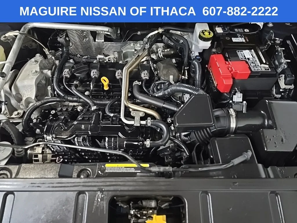 Used 2021 Gray Nissan SL image 13