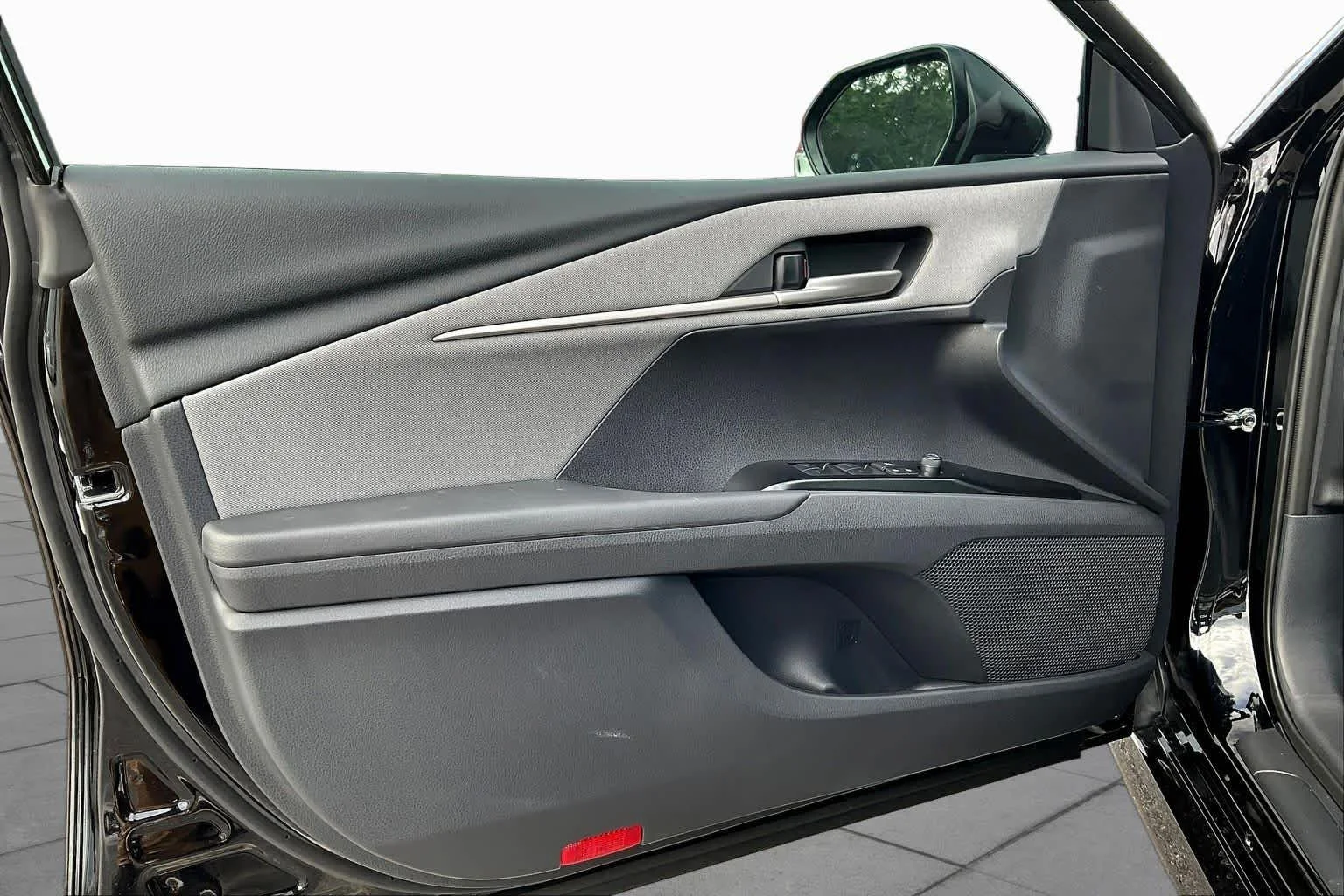 New 2026 Midnight Black Metallic Toyota LE image 10
