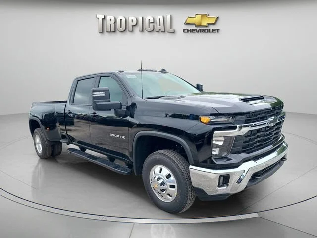 Used 2026 Black Chevrolet LT DRW image 3
