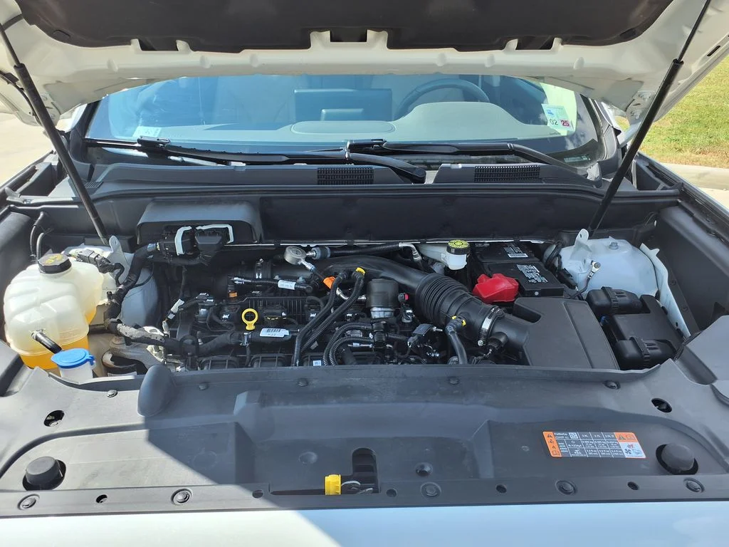 Used 2022 White Lincoln Standard image 40