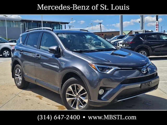 Used 2017 Gray Toyota XLE image 1