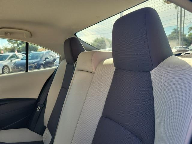 Certified Used 2024 WIND CHILL PEARL Toyota  image 14