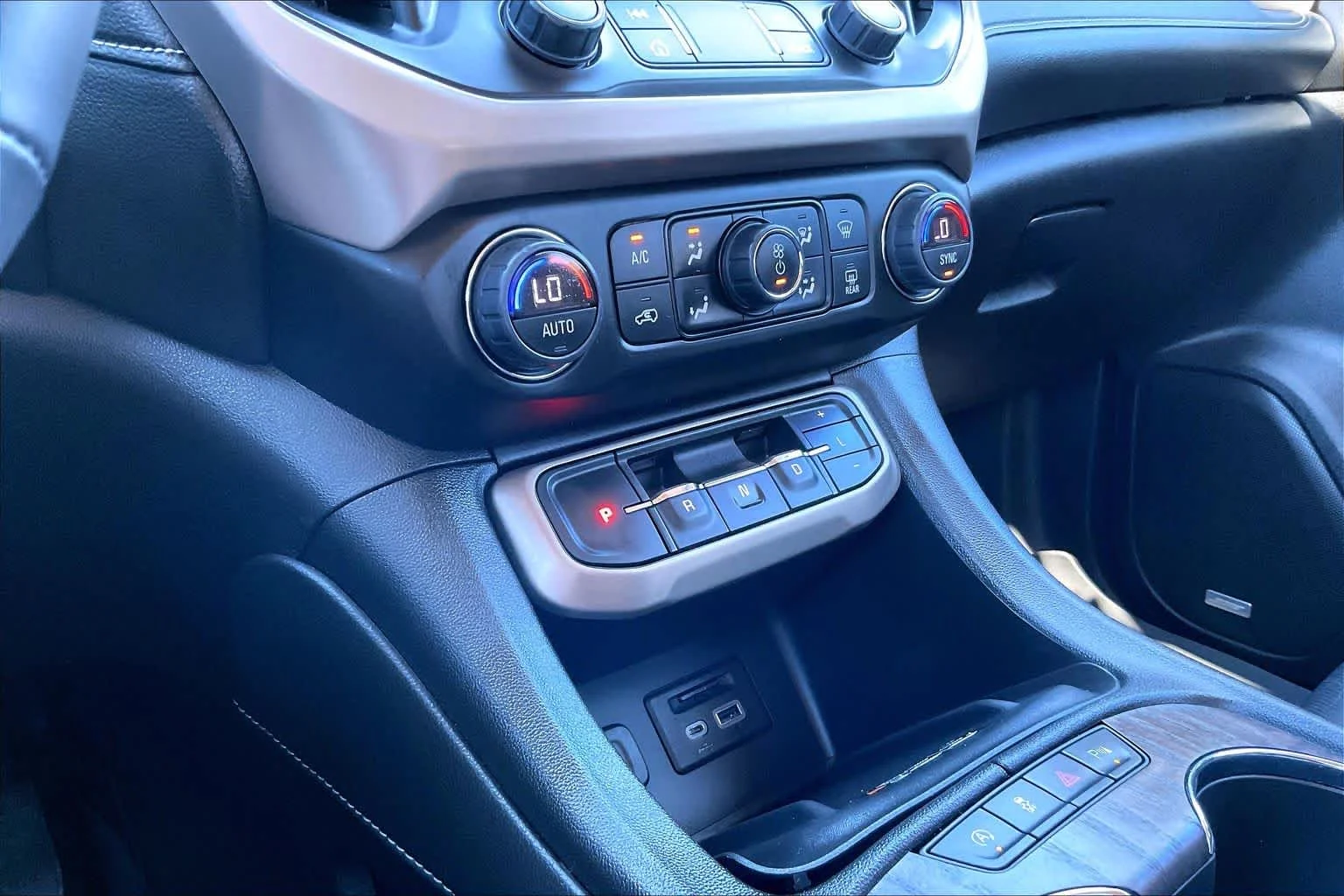 Used 2023 Ebony Twilight Metallic GMC Denali image 34