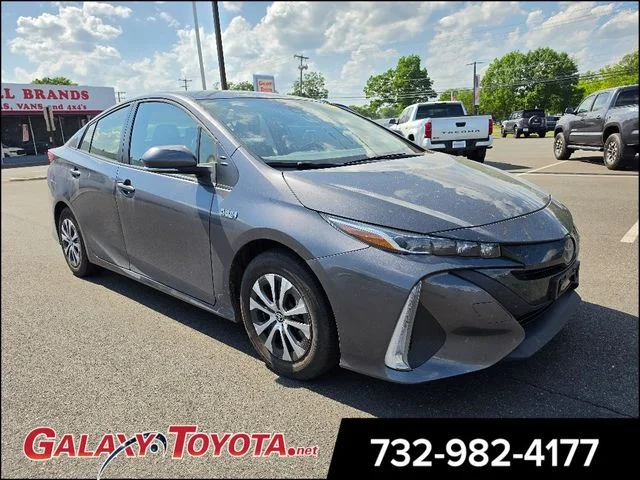 2021 Toyota Prius Prime LE's photo