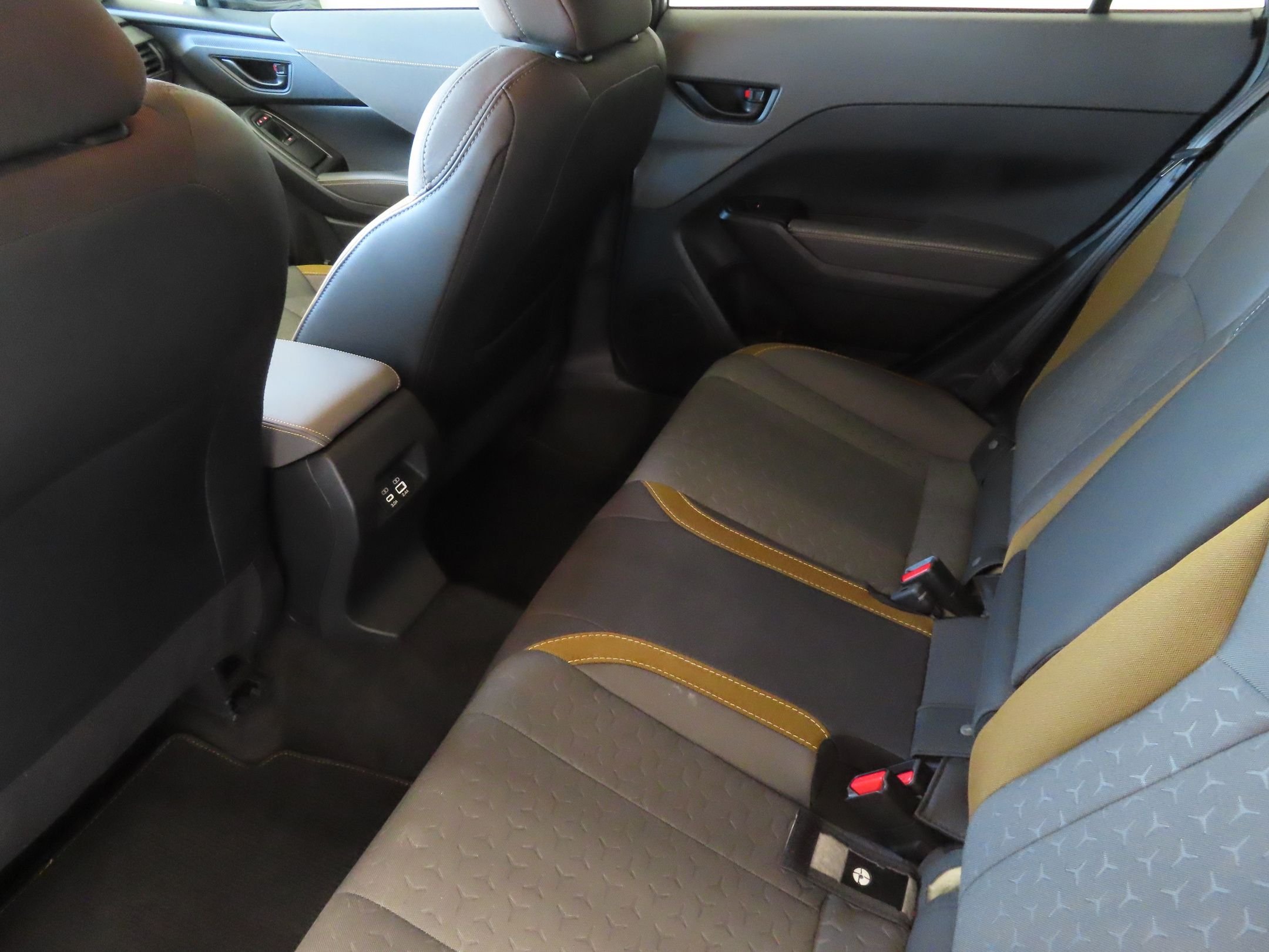 Used 2025 Silver Subaru Sport image 22