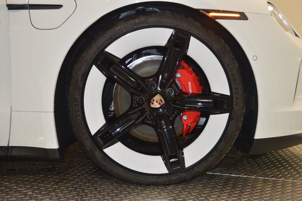 Used 2025 White Porsche 4S image 16