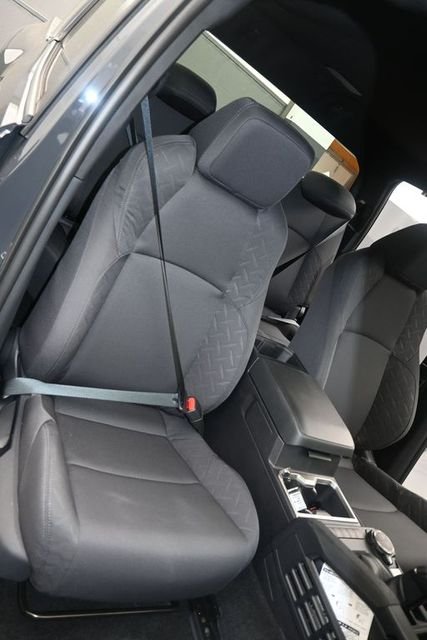 Used 2025 Underground Toyota SR5 image 15