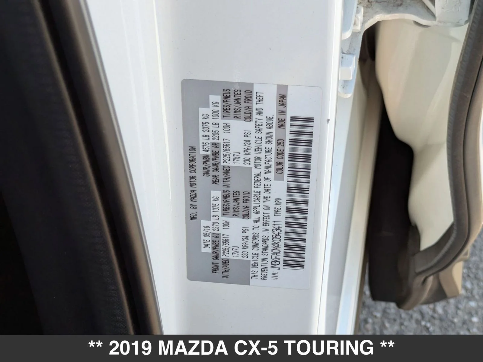 Used 2019 White Mazda Touring image 23
