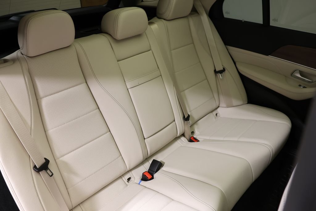 New 2026 Polar White Mercedes-Benz GLE 350 image 55