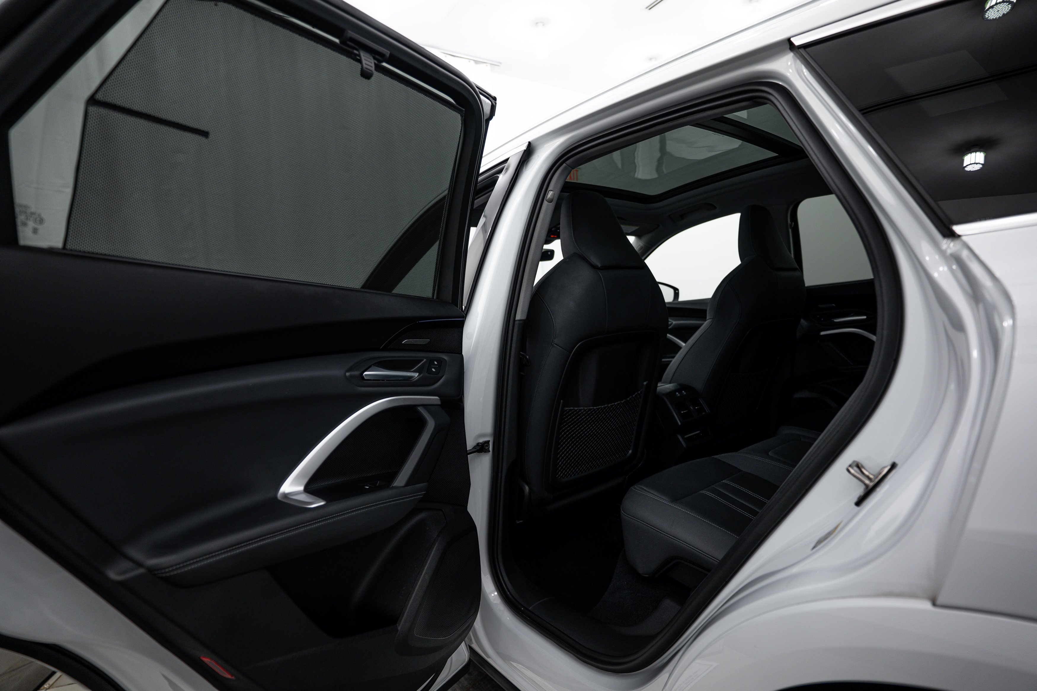 Used 2025 Glacier White Metallic Audi Premium Plus image 17
