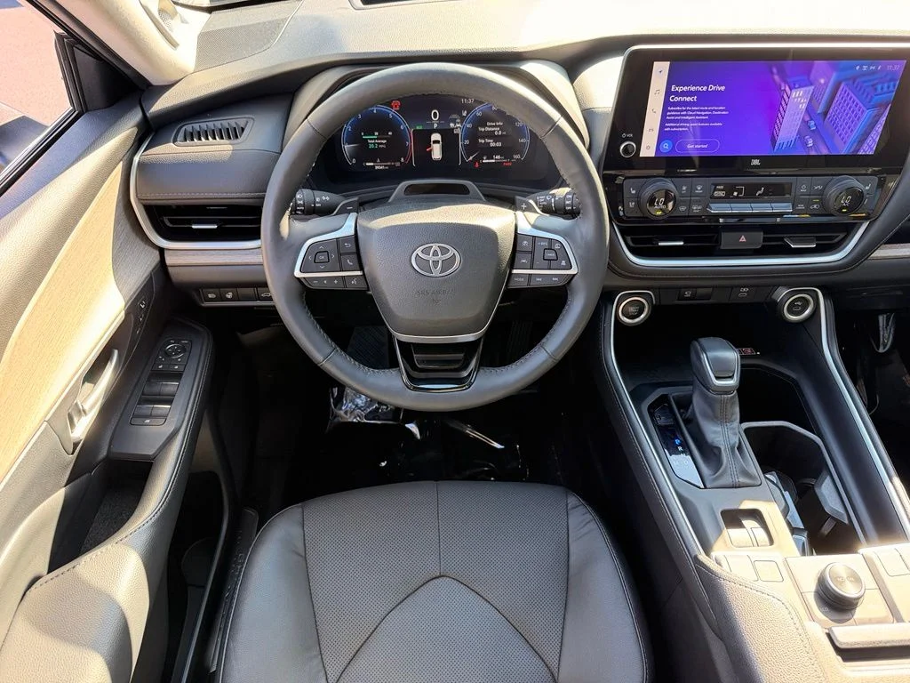 Used 2024 Black Toyota Platinum image 16