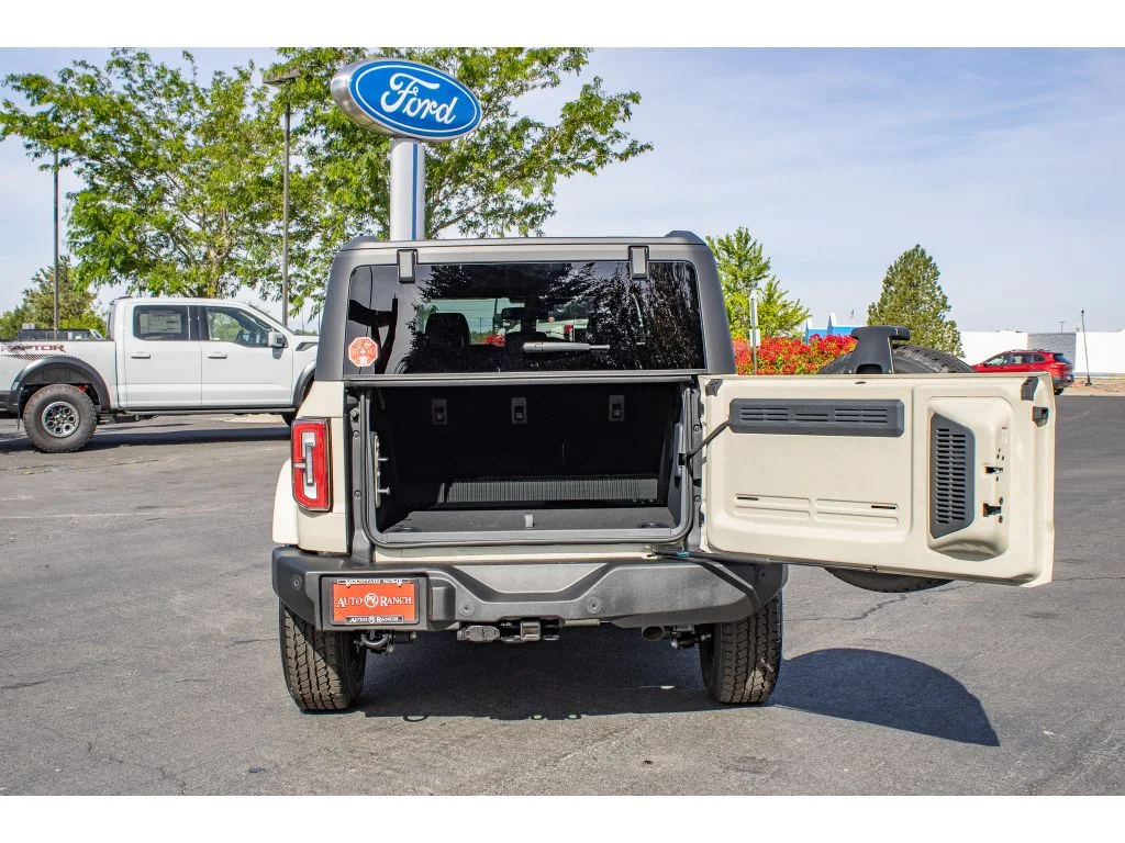 New 2026 Desert Sand Ford Outer Banks® image 11