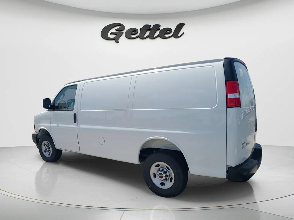 New 2026 Summit White GMC Work Van image 7