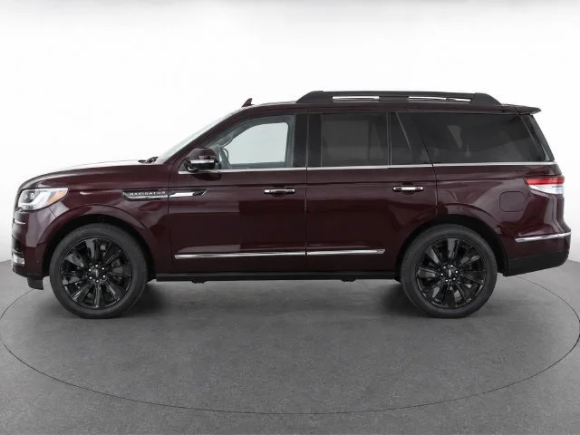 Used 2024 Diamond Red Metallic Tinted Clearcoat Lincoln Black Label image 7