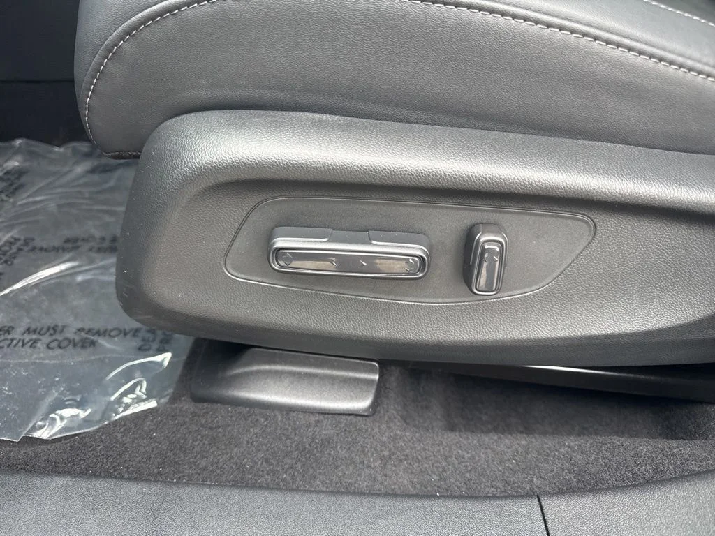 Used 2025 Black Acura Base image 10
