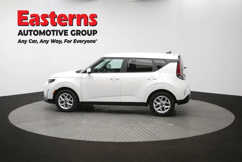 Used 2023 White Kia LX image 62