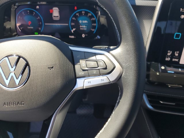 Certified Used 2026 Black Volkswagen 2.0T SEL image 33