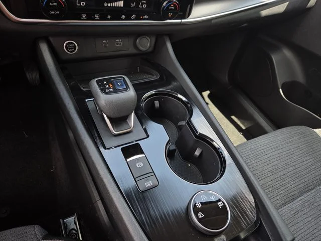 Used 2021 Super Black Nissan SV image 11