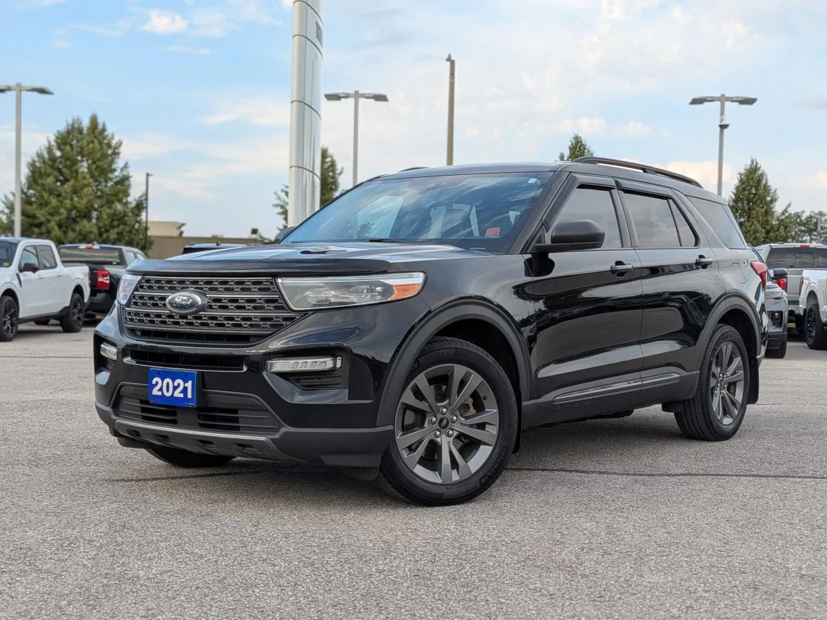 Used 2021 Black Ford Xlt 4wd image 1