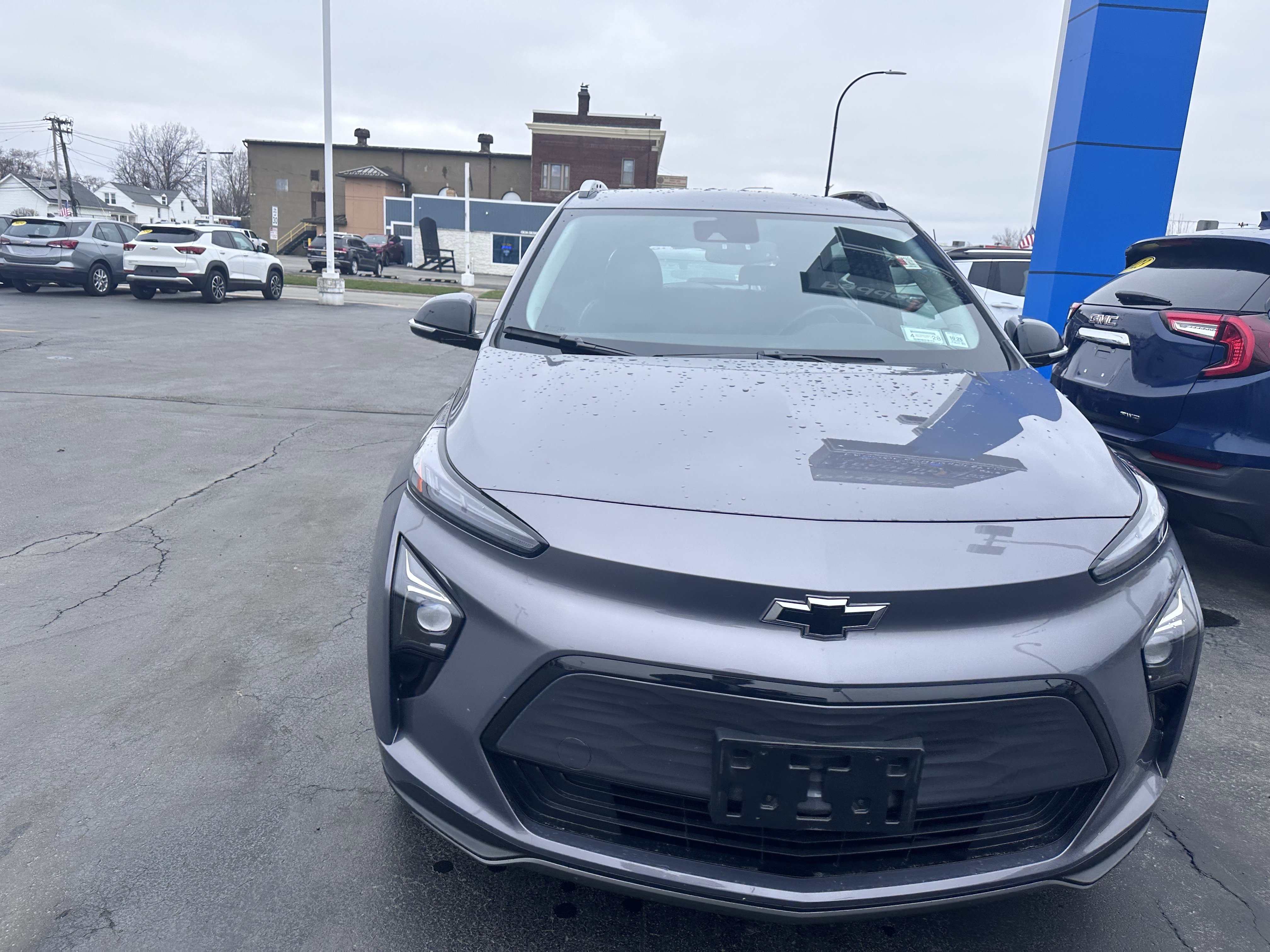 Used 2023 Chevrolet Bolt EUV LT with VIN 1G1FY6S00P4108438 for sale in Kenmore, NY