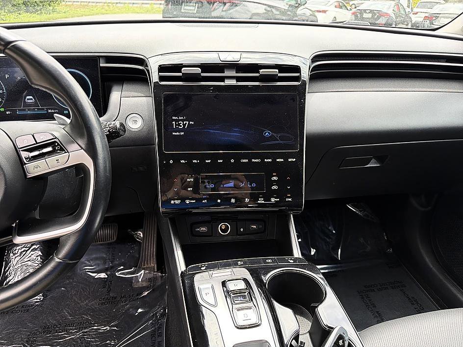 Used 2024 Deep Sea Hyundai SEL Convenience image 16