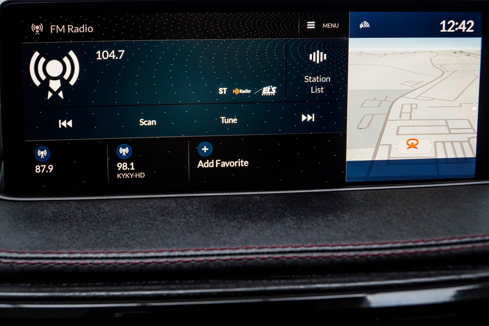 Used 2023 Gray Acura Type S w/Advance Package image 28